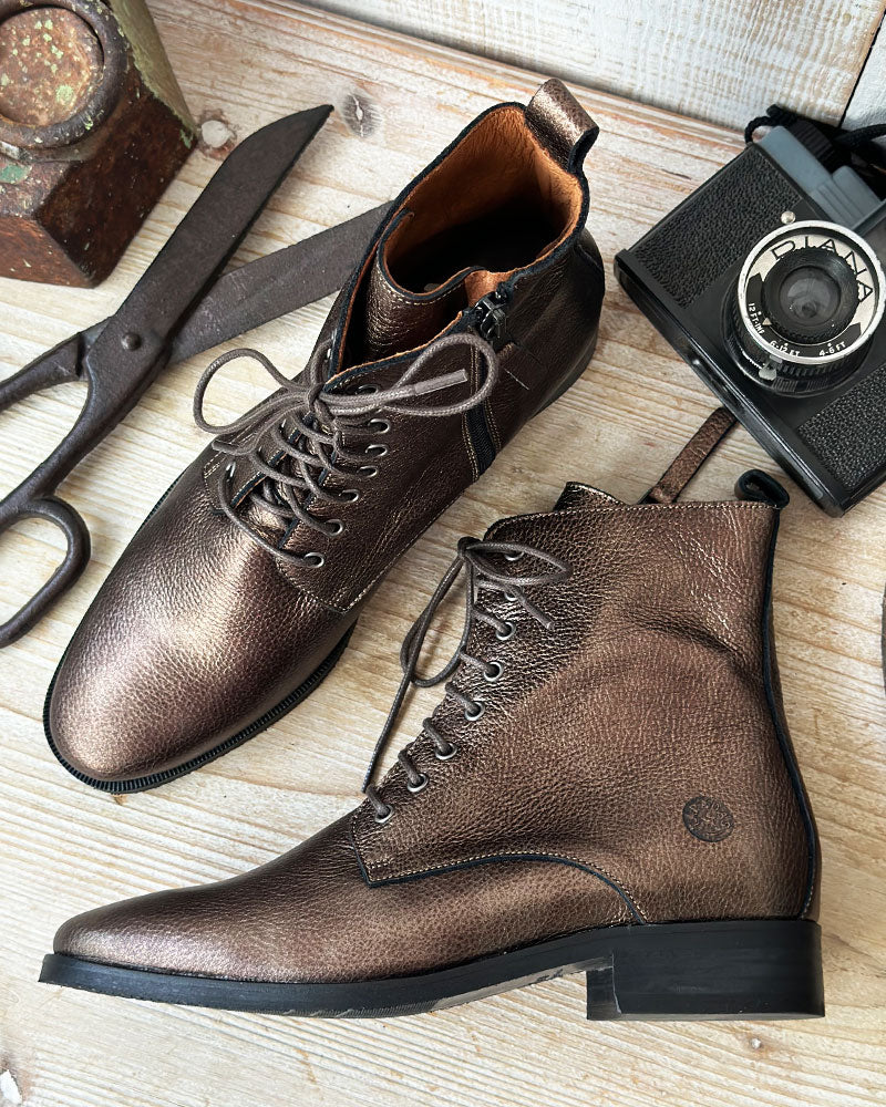 BOTA METALIC