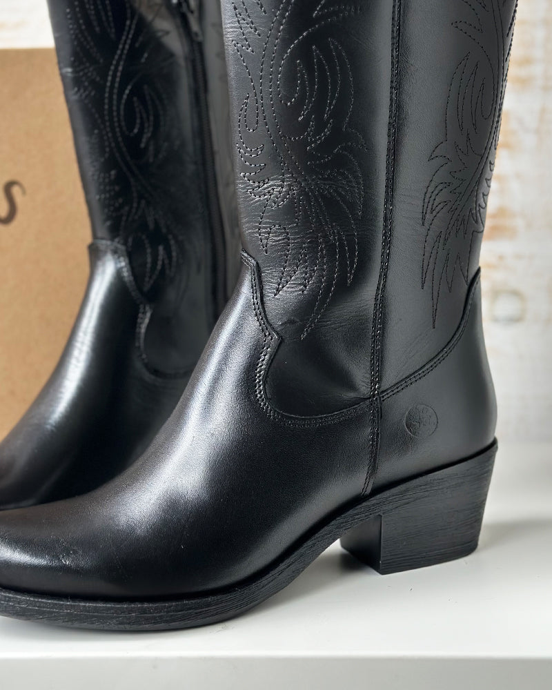 BOTA RUSTIE
