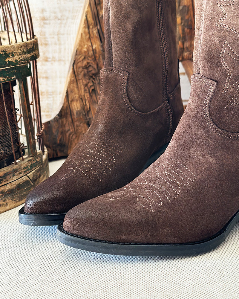 BOTA WEST