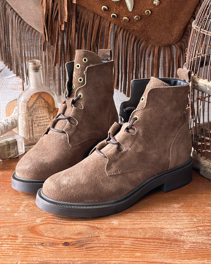 BOTA HOLES